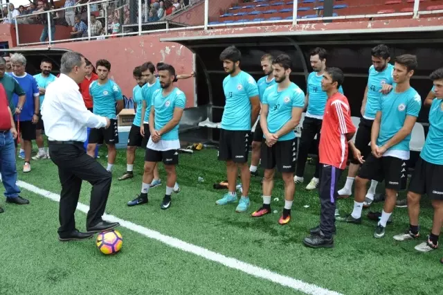 Başkan Uysal Bal Liginde Şampiyonluk İstedi