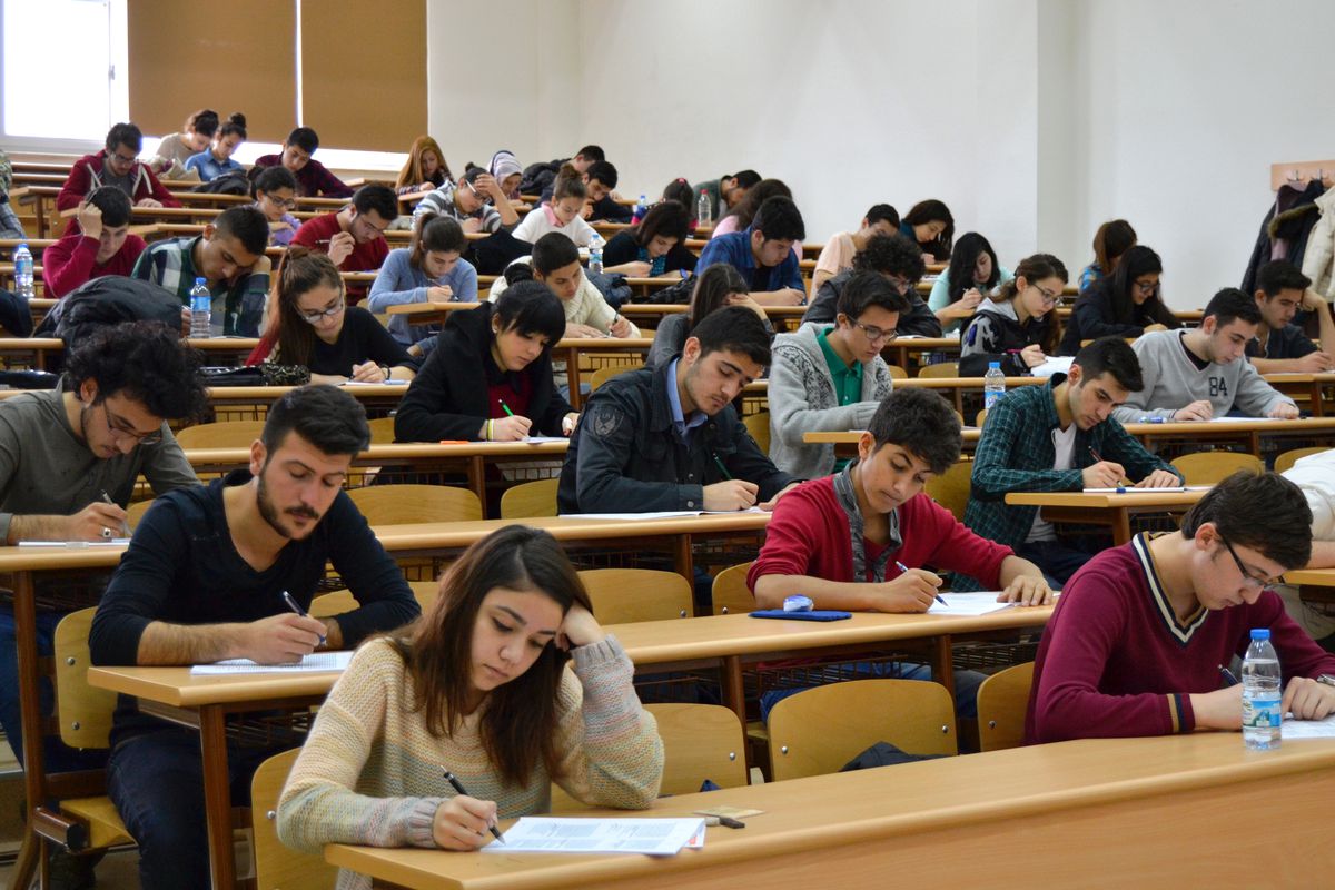 İlahiyat ve Hukukta Boş Kontenjan Kalmadı