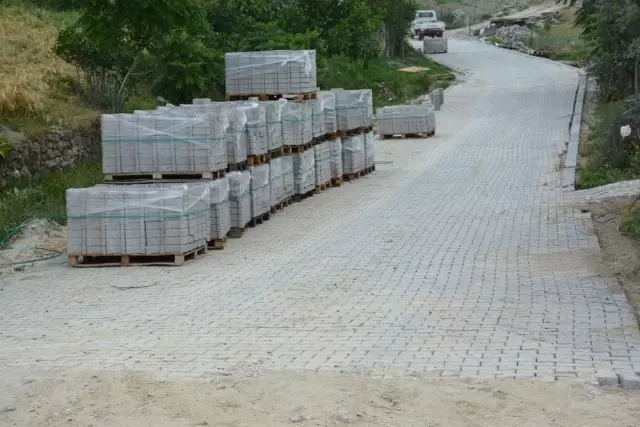 Selendi'nin 9 Mahallesinde Altyapı Dönüşümü Tamamlandı