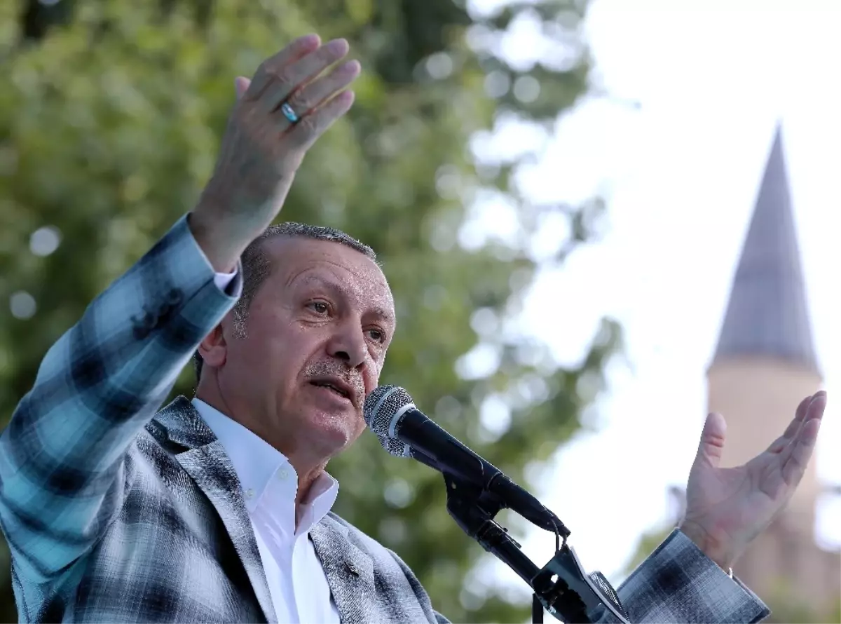 CHP'ye Yüklendi: Önce İşçilerin Hakkını Verin