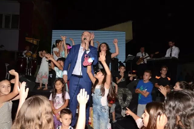 Halk Konseri Bu Kez Kumlubel Mahallesinde Gerçekleşti