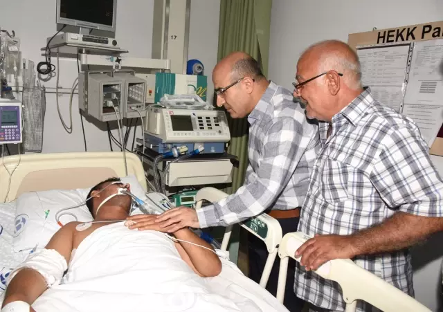 Vali Demirtaş'tan Yaralı Uzman Çavuş ve Şehit Annesine Ziyaret