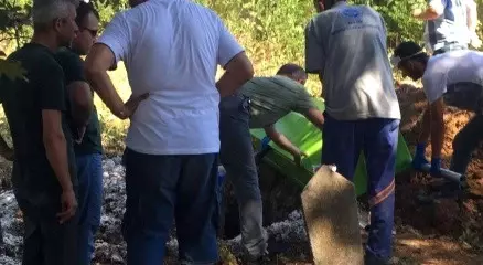 Yanlış Mezarı Taşıyınca, Karakolluk Oldular