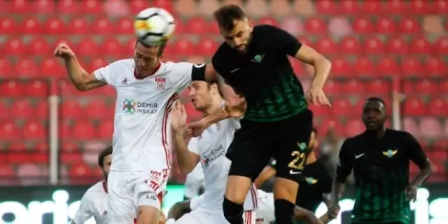 Akhisar, Süper Lig'in İlk Haftasında Sivasspor'u 1-0 Yendi