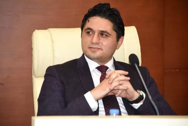 Başkan Acar'dan Kocaoğlu'na Arazi Eleştirisi