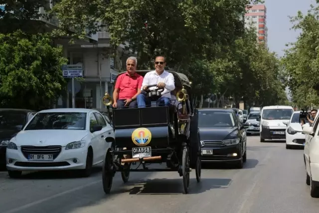 Başkan Sözlü'den Elektrikli Faytonla Adana Turu