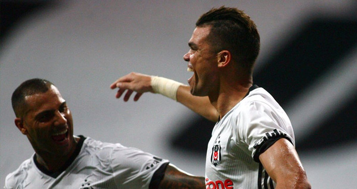 Beşiktaş'ın Yeni Transferi Pepe, İlk Golünü Antalyaspor'a Attı