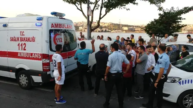 Serinlemek İçin Girdiği Denizde Boğulmaktan Son Anda Kurtuldu
