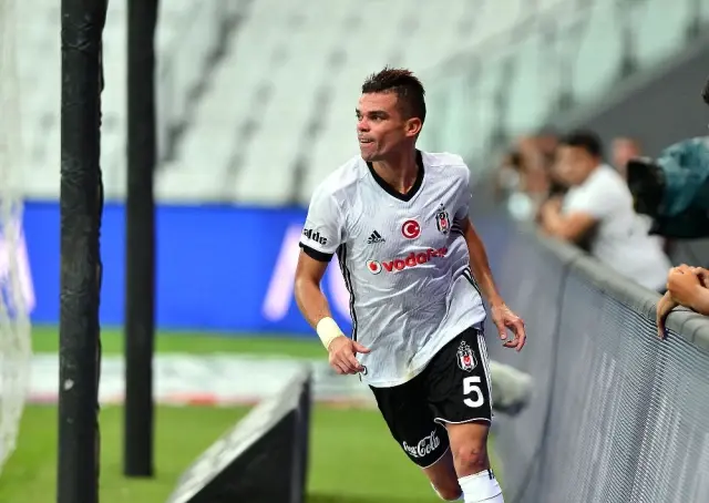 Açılışı Pepe Yaptı