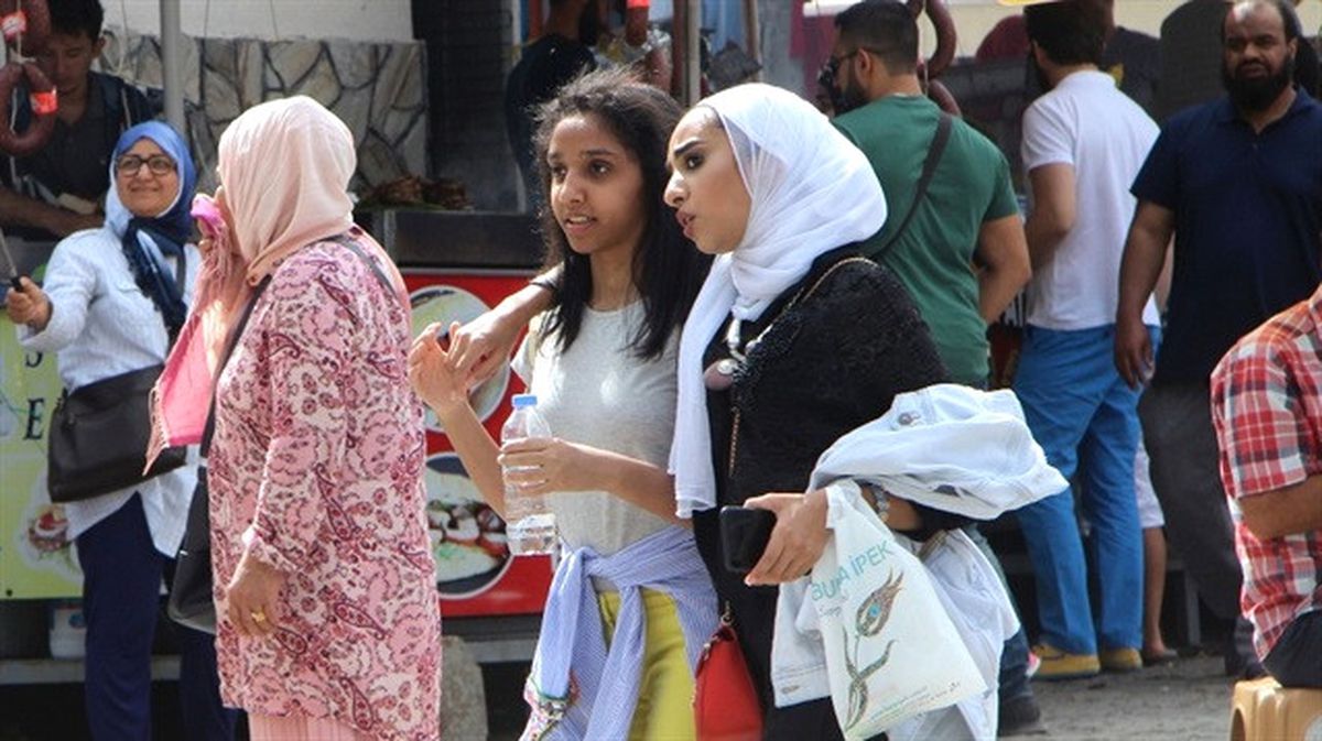Arap Turistler Uludağ'a Akın Etti