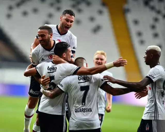 Beşiktaş İlk Yarıyı Önde Geçti