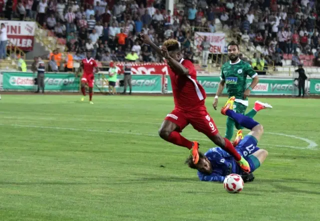 Bolu'da 4 Gol Var, Kazanan Yok