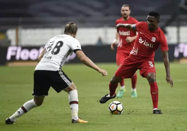 Son Şampiyon Beşiktaş, Galibiyetle Başladı