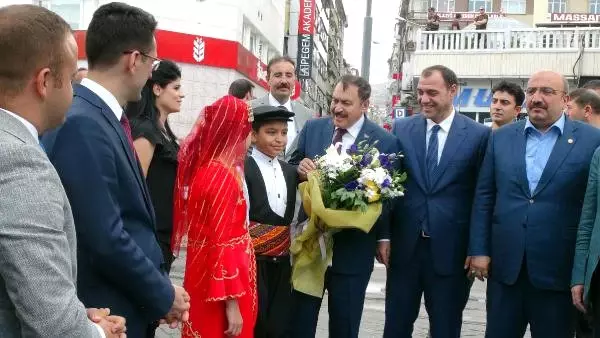 Bakan Eroğlu: PKK Kalkınmayı Engelliyor (3) Bakan Eroğlu: PKK Kalkınmayı Engelliyor (3)
