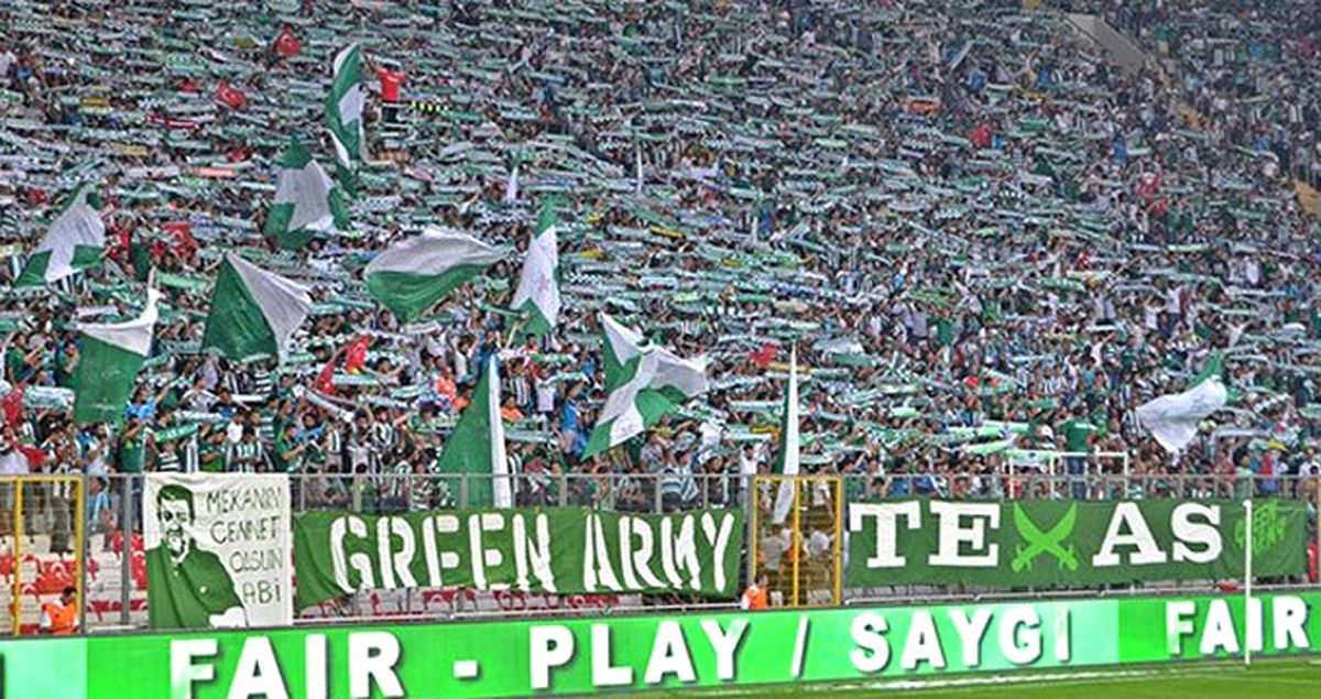 Beşiktaş'ın Bursaspor ile Oynayacağı Maça Rakip Takım Seyircisi Alınmayacak