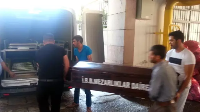 Hap İçti Denen Kadının Başına Darbe Alarak Öldüğü Ortaya Çıktı Hap İçti Denen Kadının Başına Darbe Alarak Öldüğü Ortaya Çıktı