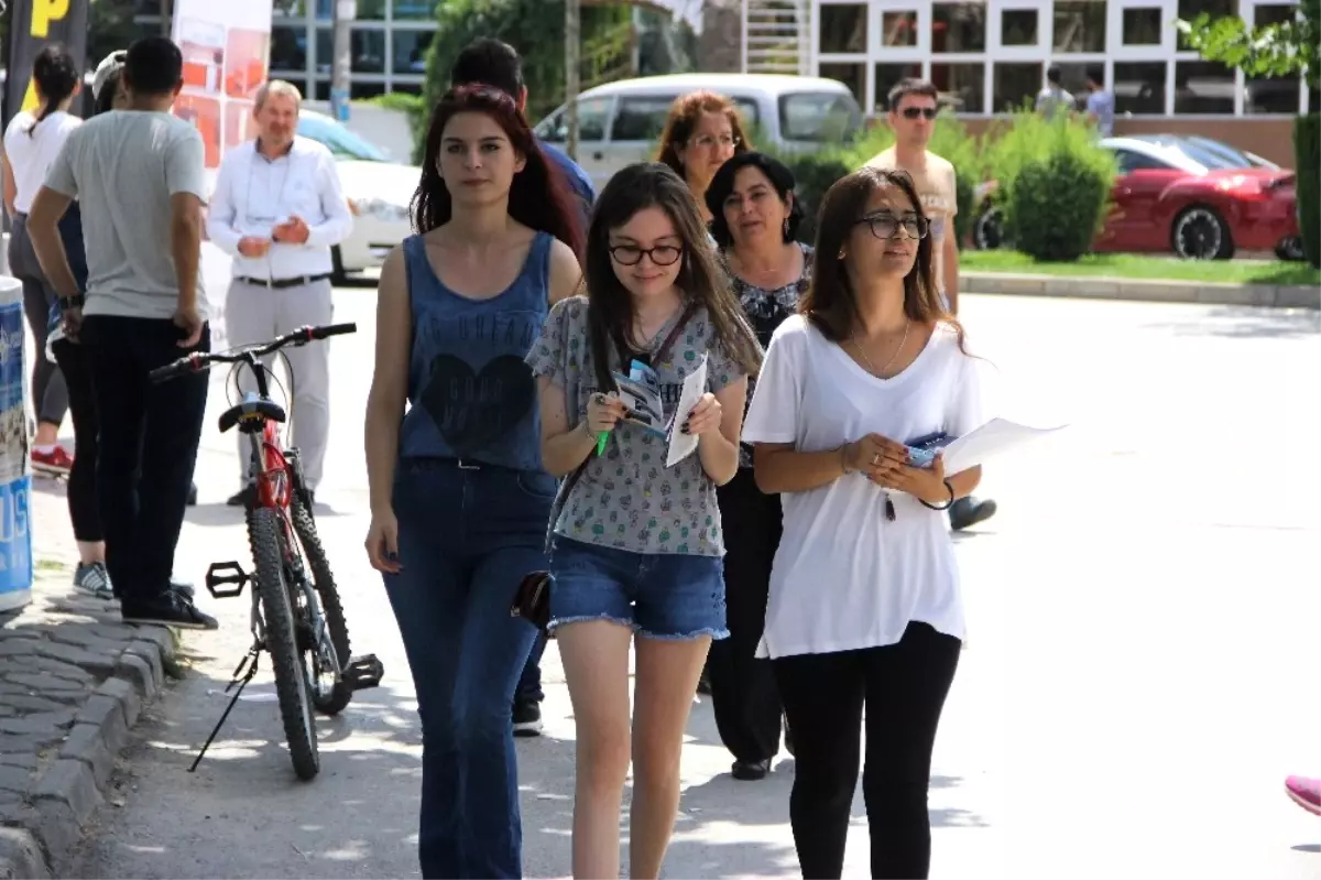 Öğrencilerde Barınma Telaşı Başladı
