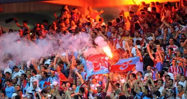 Trabzonsporlu Taraftarlar, Kadıköy'deki Fenerbahçe Maçına Giremeyecek