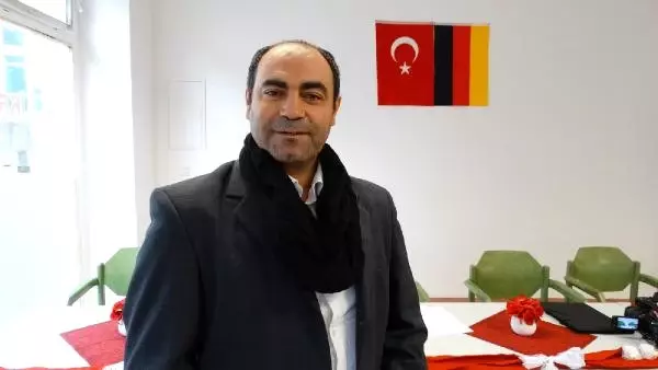 Almanya'da Türk Belediye Meclisi Üyesi Bağımsız Milletvekili Adayı Oldu