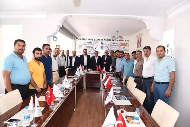 Asya ve Şimşek'ten Stk'lara Ziyaret Asya ve Şimşek'ten Stk'lara Ziyaret