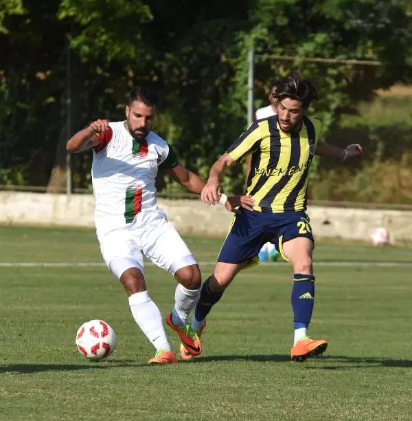 Menemen Belediyespor, Karışıyaka'yı Hazırlık Maçında 2-1 Mağlup Etti Menemen Belediyespor, Karışıyaka'yı Hazırlık Maçında 2-1 Mağlup Etti