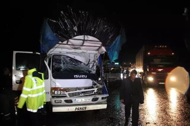 Sivas Ta Zincirleme Trafik Kazası 2 Ölü 7 Yaralı Haberi Fotografı Fotografları