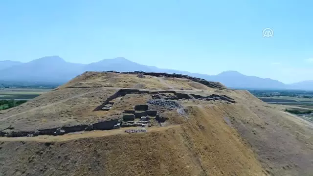 Tarihi Altıntepe Kalesi Turizme Kazandırılacak