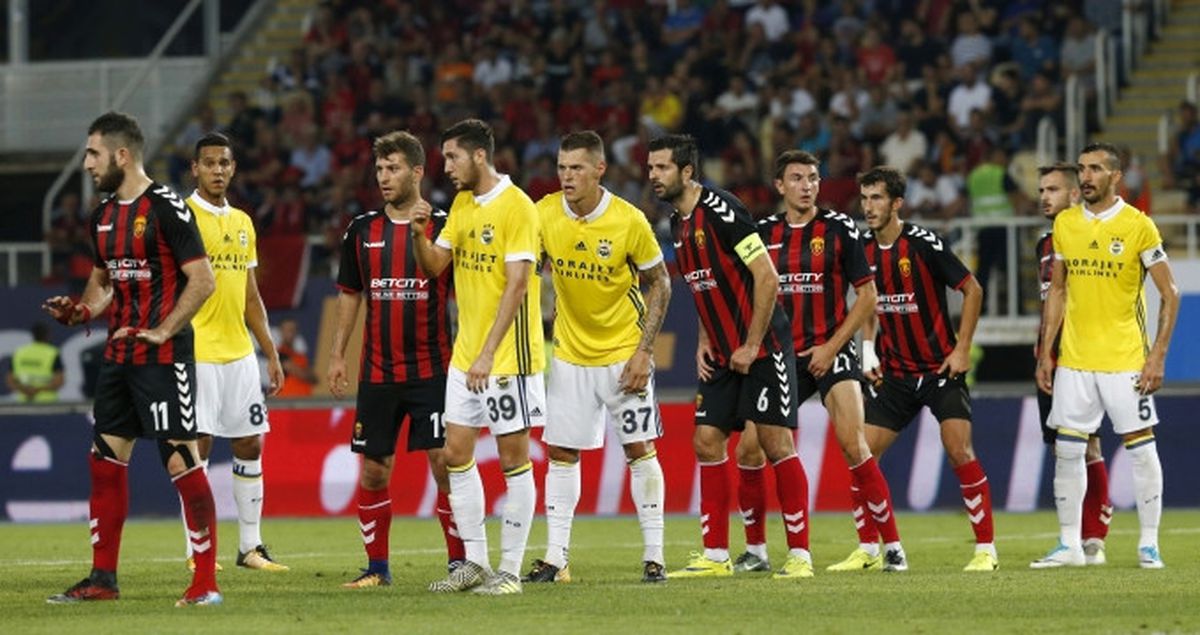 Vardar, Fenerbahçe Kalesine Tek Şut Çekerek 2 Gol Buldu