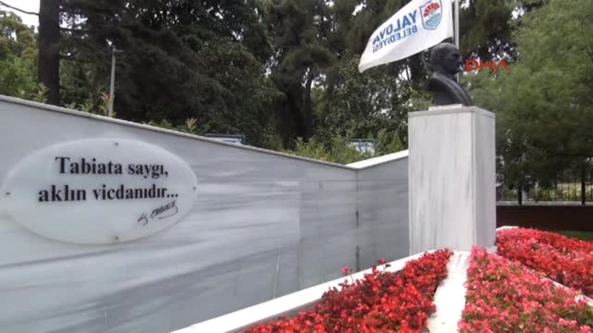 Yalova Zübeyde Hanım'ın El Emeği Göz Nuru, Yalova'da Muhafaza Ediliyor