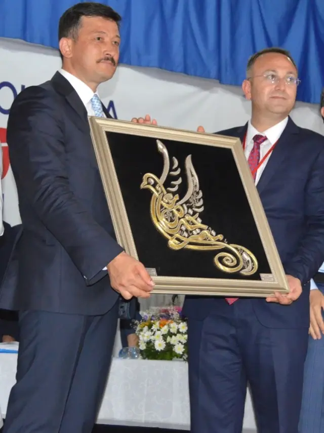 AK Parti'li Dağ'dan Sosyal Medya Uyarısı AK Parti'li Dağ'dan Sosyal Medya Uyarısı