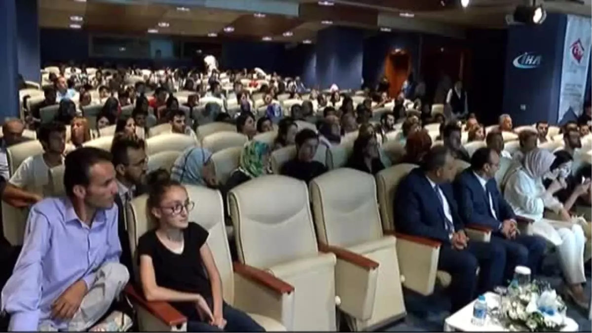 Bakan Kaya, Otizm Farkındallık Filmleri Ödül Törenine Katıldı