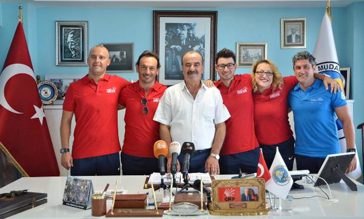 Barış ve Mudanya İçin Manş Denizini Yüzerek Geçecekler