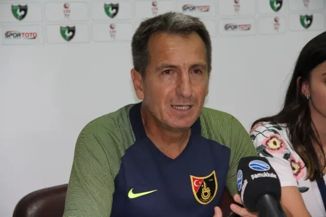 Denizlispor Teknik Direktörü Yusuf Şimşek: 'Önümüzdeki Haftalarda Telefi Ederiz' Denizlispor Teknik Direktörü Yusuf Şimşek: 'Önümüzdeki Haftalarda Telefi Ederiz'