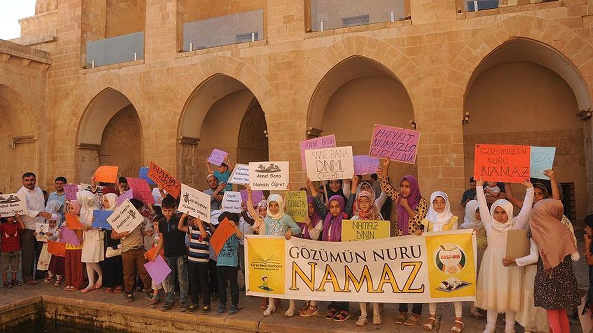 Mardin'de 'Hayat Namaz ile Güzeldir' Etkinliği