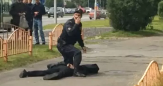 Rusya'da Bıçaklı Saldırı! 8 Kişiyi Yaralayan Saldırgan Öldürüldü