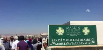 Sakarya'da Hayatını Kaybeden Fındık İşçilerinin Cenazeleri Defnedildi (5)