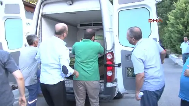 Sakarya Fındık İşçilerini Taşıyan Traktör Devrildi: 7 Ölü, 9 Yaralı Sakarya Fındık İşçilerini Taşıyan Traktör Devrildi: 7 Ölü, 9 Yaralı