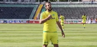 Batuhan Karadeniz: Şanlıurfaspor, Kampa Katılmayan Batuhan Karadeniz'i Tff'ye Şikayet Etti Batuhan Karadeniz: Şanlıurfaspor, Kampa Katılmayan Batuhan Karadeniz'i Tff'ye Şikayet Etti