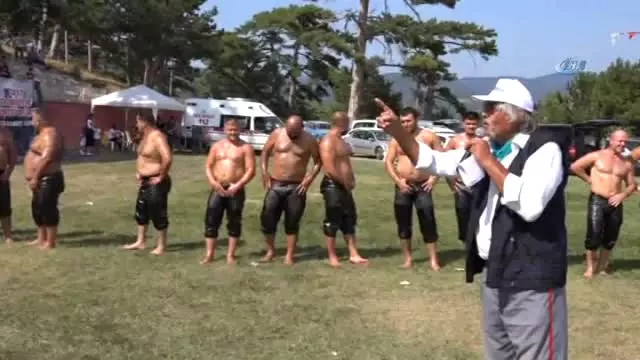 Domaniç Güreşlerinin Başpehlivanı Faruk Akkoyun Oldu Domaniç Güreşlerinin Başpehlivanı Faruk Akkoyun Oldu