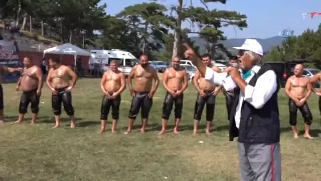 Domaniç Güreşlerinin Başpehlivanı Faruk Akkoyun Oldu Domaniç Güreşlerinin Başpehlivanı Faruk Akkoyun Oldu