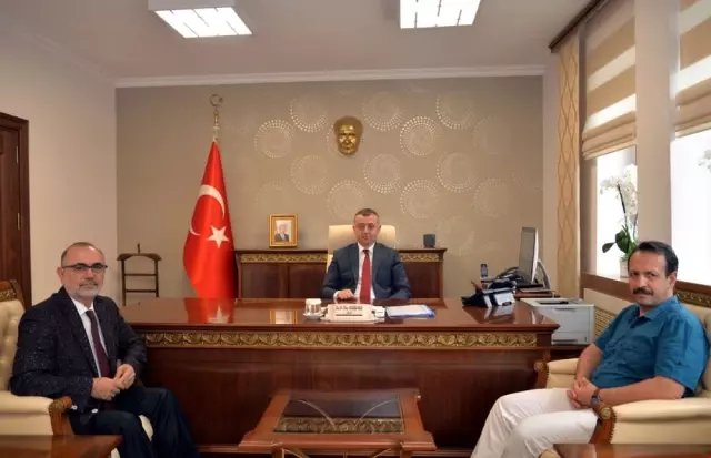 Başkan Demirci ve Vali Büyükakın Bir Araya Geldi Başkan Demirci ve Vali Büyükakın Bir Araya Geldi
