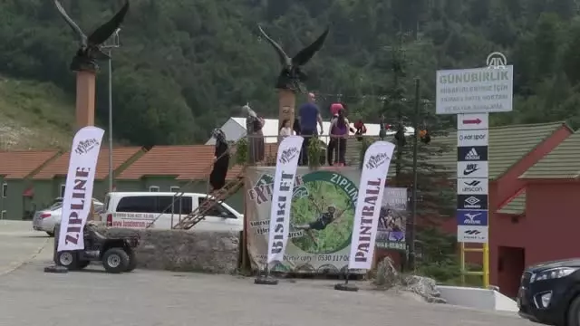 Bayram Tatili Turizmcilerin Yüzünü Güldürüyor Bayram Tatili Turizmcilerin Yüzünü Güldürüyor