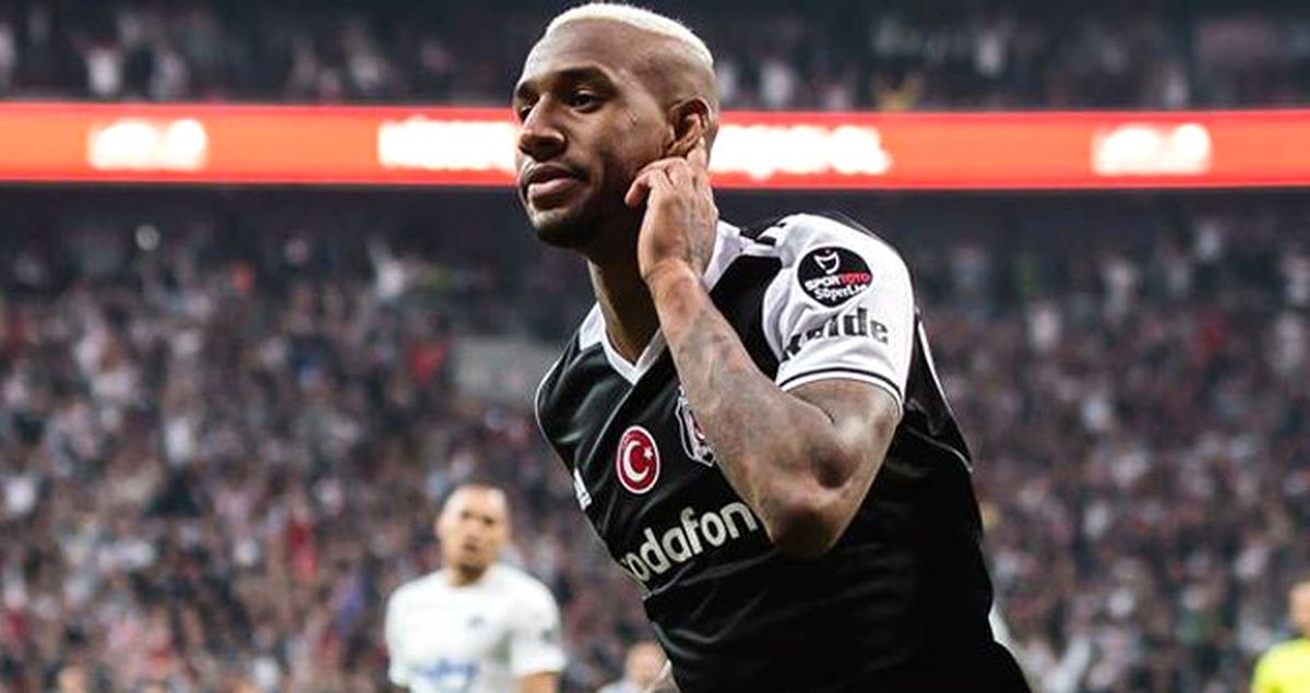 Ligin En Değerli Futbolcusu Talisca, Unvanını Samir Nasri'ye Kaptırdı