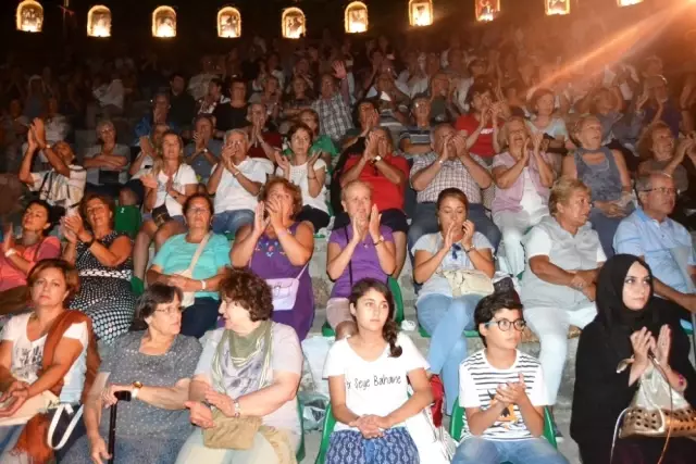 Ayvalık'ta 'Çakıcalı Efe' Destanı Ayvalık'ta 'Çakıcalı Efe' Destanı