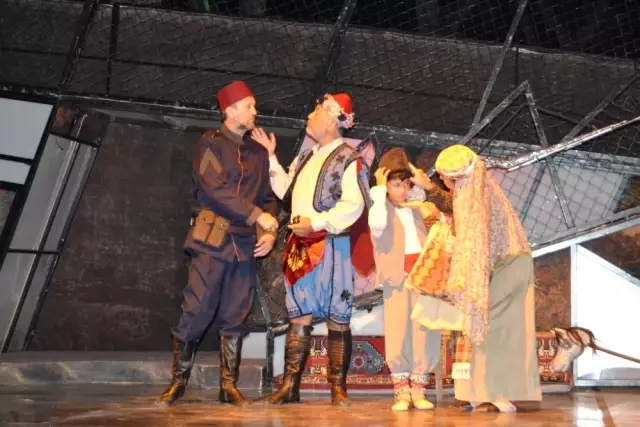Ayvalık'ta 'Çakıcalı Efe' Destanı Ayvalık'ta 'Çakıcalı Efe' Destanı
