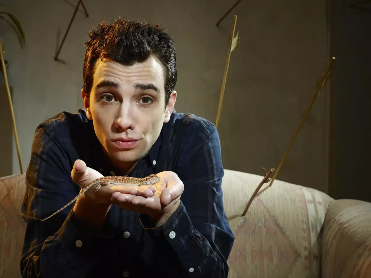 Man Seeking Woman 3. Sezonuyla FX'te!