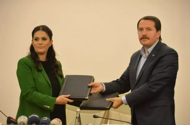 Memur Zammı İçin İmzalar Atıldı