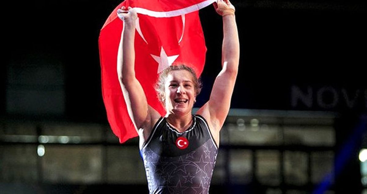 Dünya Güreş Şampiyonası'nda Yasemin Adar, Altın Madalya Kazandı