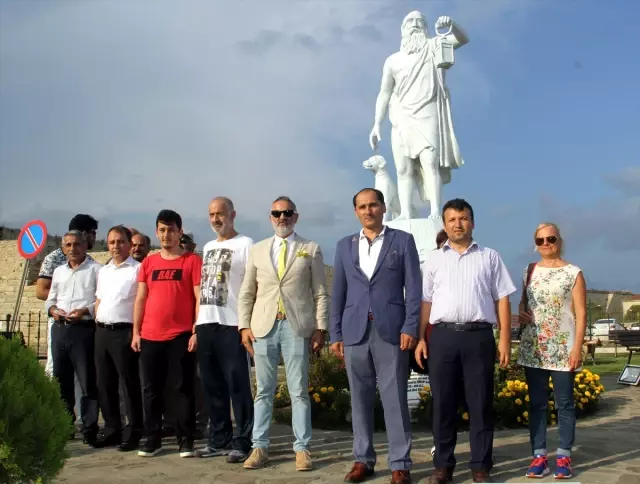 Sinop'ta Diyojen Heykelinin Yerinin Değiştirilmesi Talebi Sinop'ta Diyojen Heykelinin Yerinin Değiştirilmesi Talebi