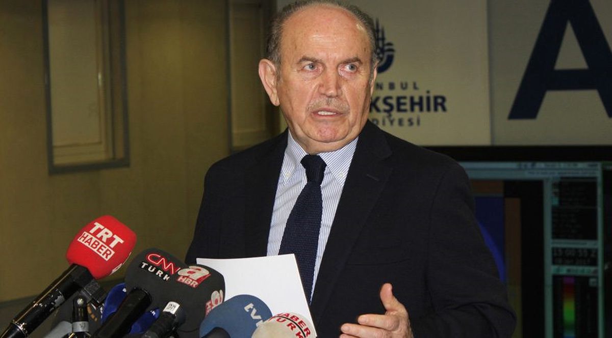 Topbaş'tan 'Hasta' İddialarına Esprili Cevap: Ne Kadar Ömür Biçiyorlar Bana